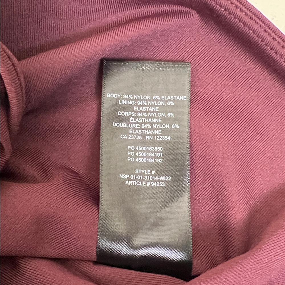 NWT Aritzia Babaton Women’s Contour Crew Long Sleeve Rich Maroon Size XS - Picture 7 of 9